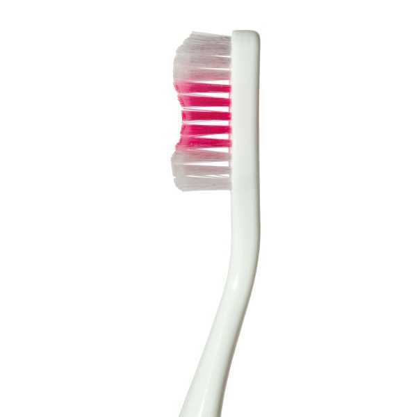Cepillo dental Plus antiplaca con tapa protector